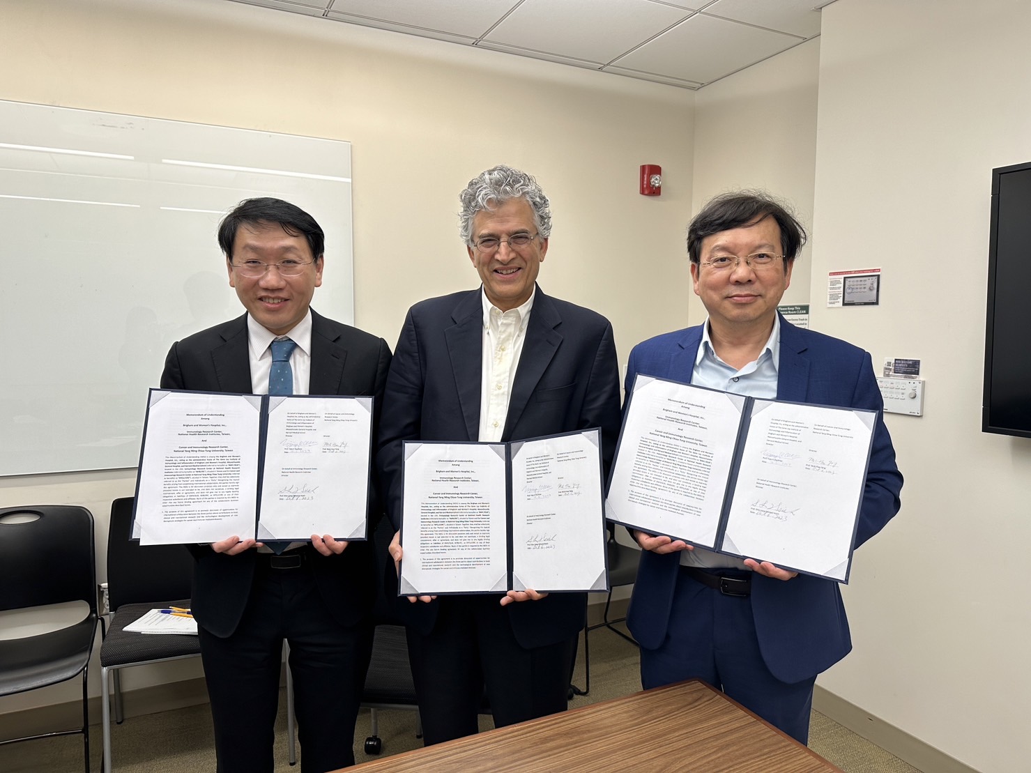 本校與國衛院及哈佛醫學院臨床教學醫院建立合作關係