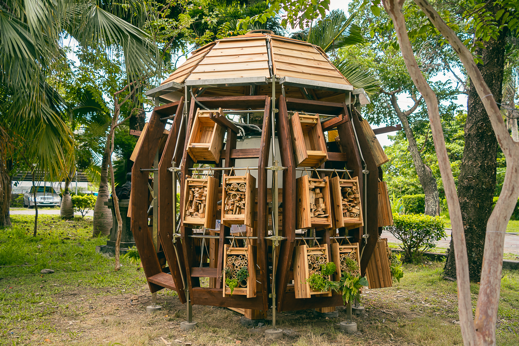 東南亞國際志工團打造台灣東部環境教育空間＆遠距設計服務工作坊跨海服務柬埔寨